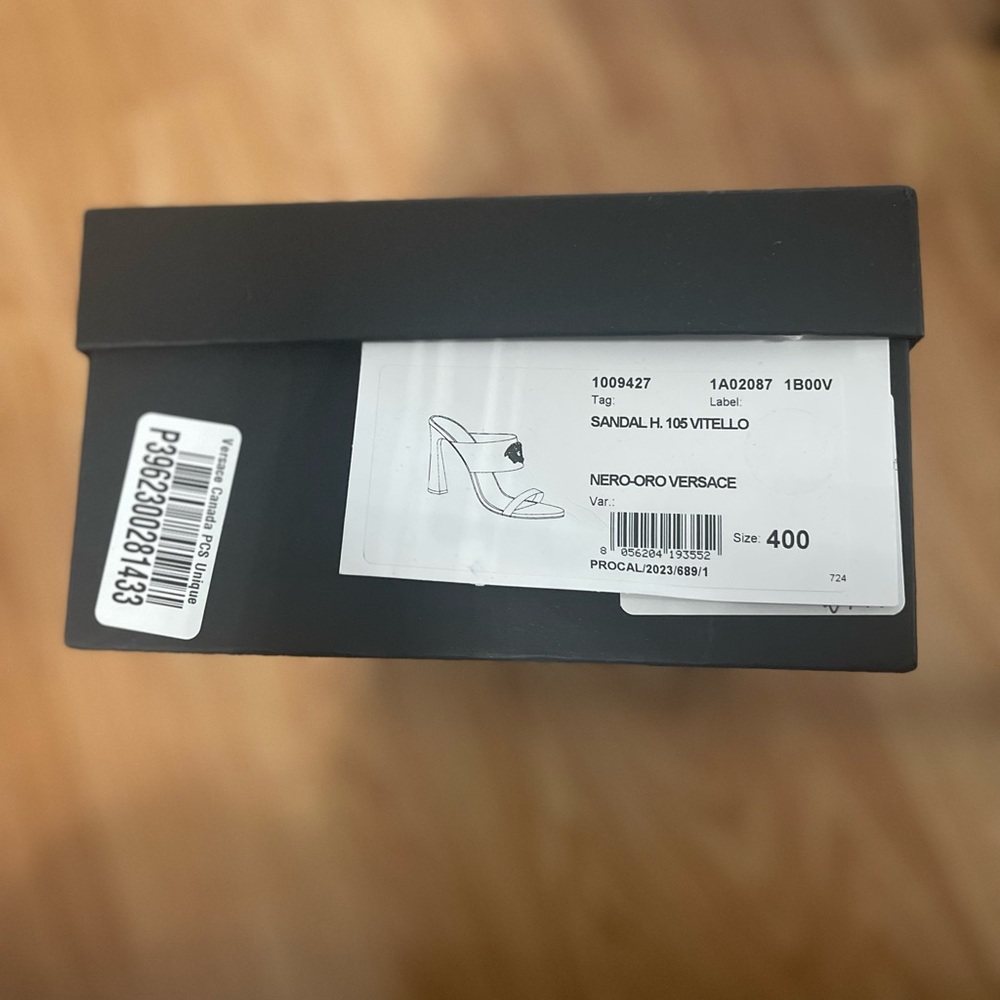 Versace Heels *Authentic* Bought from Versace Store. Size 40 (fits a size 9). - Picture 3 of 8